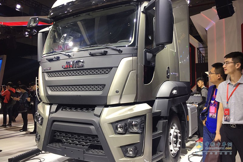 上海車展，江鈴汽車英雄出征