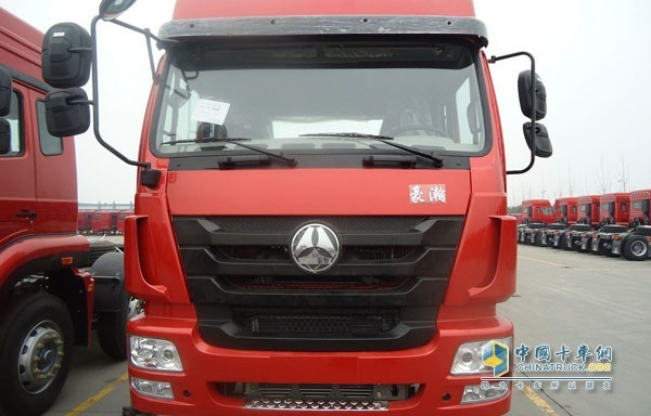 豪瀚J7G LNG牽引車