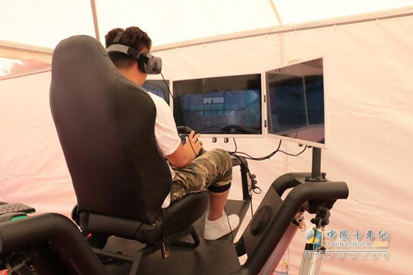 現(xiàn)場用戶體驗(yàn)VR、模擬試駕