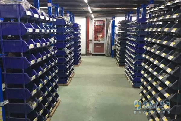 成都庫(kù)辦公區(qū)及倉(cāng)庫(kù)定置定位