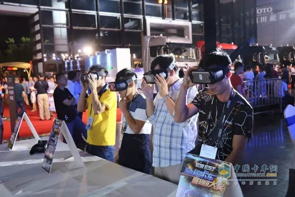 現(xiàn)場用戶體驗VR、模擬試駕