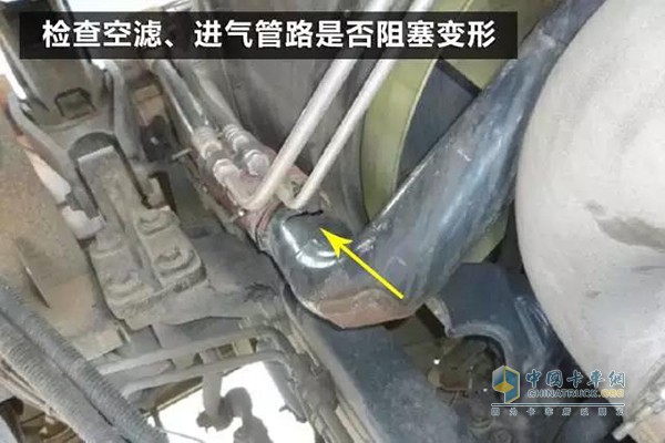  檢查空濾、進氣管路是否阻塞變形