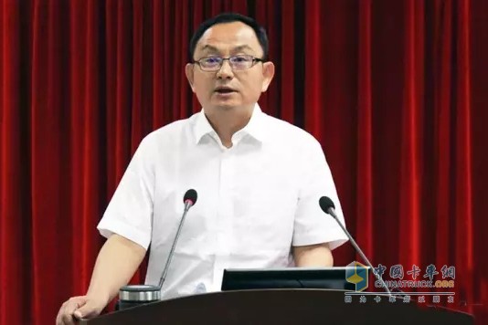 北奔重汽總經(jīng)理、黨委副書記汪寶營作重要講話