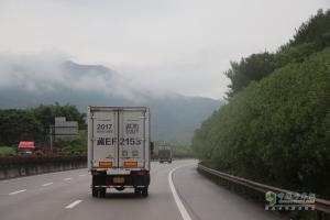 奧鈴大篷車熱襲佛山 超級(jí)卡車詮釋高效物流發(fā)展