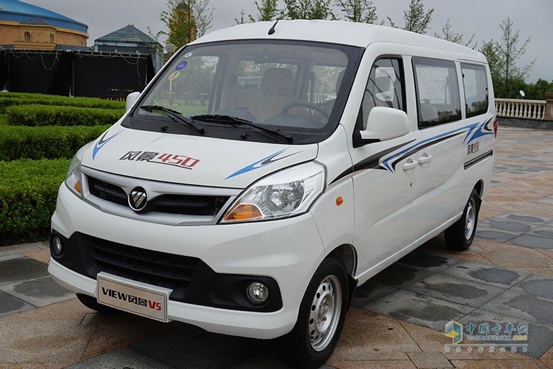 六大新產(chǎn)品發(fā)布 福田輕型商用車再掀城市物流發(fā)展潮流