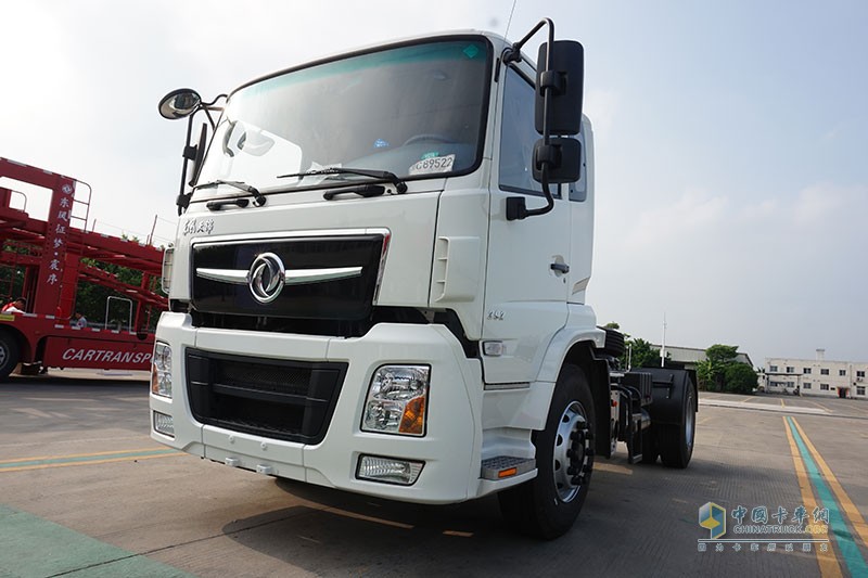 體系協(xié)同促進(jìn) 東風(fēng)商用車中置軸轎運(yùn)車獲多家物流企業(yè)簽約