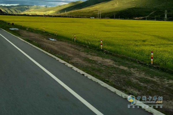 開(kāi)車(chē)走四方，滿(mǎn)眼都是拉風(fēng)的美景