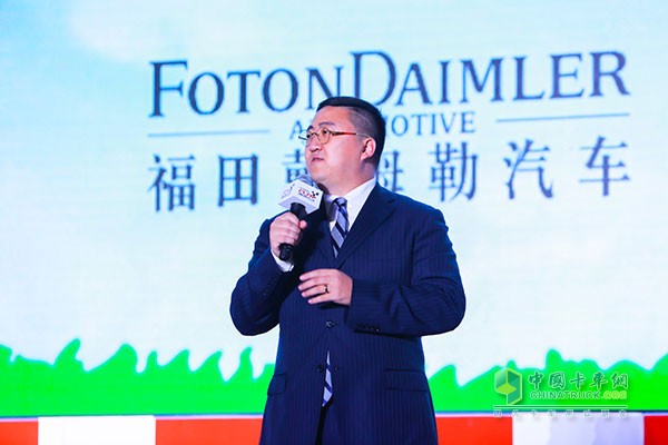中國下一代教育基金會愛心速遞專項(xiàng)基金秘書長可勒先生致辭