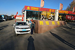 唐古拉山被堵卡車司機(jī)急需救援 中國重汽在行動(dòng)