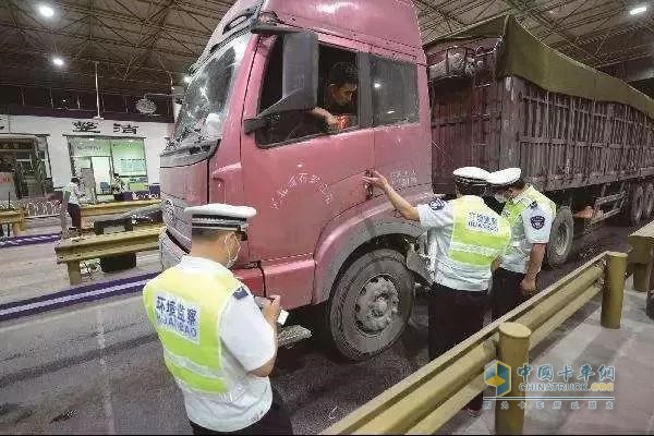 國Ⅲ運(yùn)輸車輛給予兩年過渡期