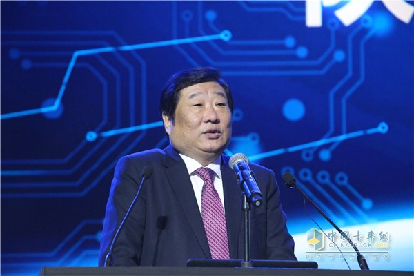 濰柴動力股份有限公司董事長、CEO，陜西重型汽車有限公司董事長譚旭光