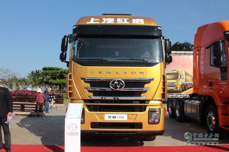 互聯(lián)網(wǎng)夢(mèng)想卡車助陣 上汽紅巖值得雙擊“666”點(diǎn)贊！