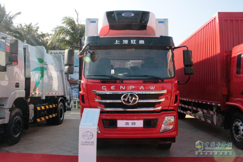 互聯(lián)網(wǎng)夢(mèng)想卡車助陣 上汽紅巖值得雙擊“666”點(diǎn)贊！