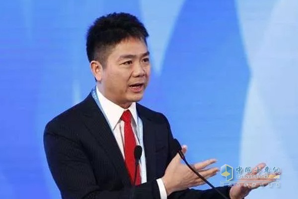 劉強東建議政府加強農(nóng)村地區(qū)物流基礎設施建設