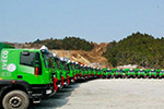上汽紅巖新型環(huán)保渣土車交付湖南用戶