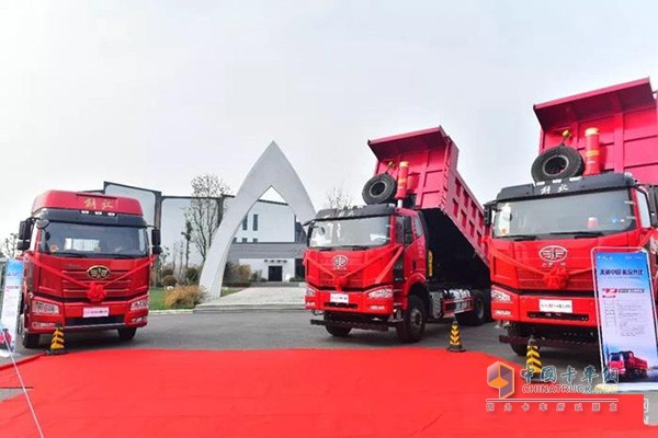 一汽解放J6P渣土車(chē)