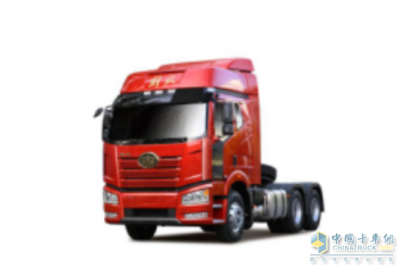 J6港內運輸車