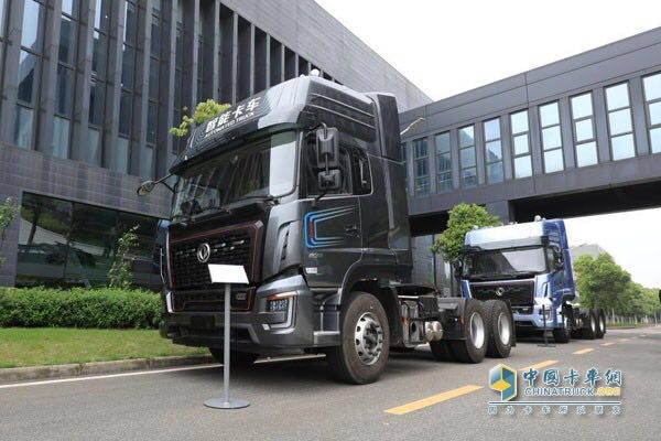 東風(fēng)商用車(chē)智能卡車(chē)