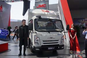 2018年北京車展江鈴展位，兩款重量級新車發(fā)布
