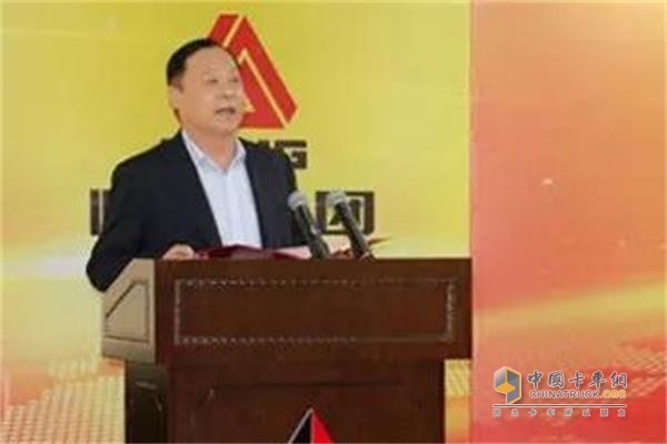 臨工集團(tuán)董事長(zhǎng)王志中