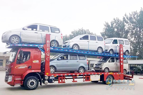 東風柳汽乘龍M3轎運車