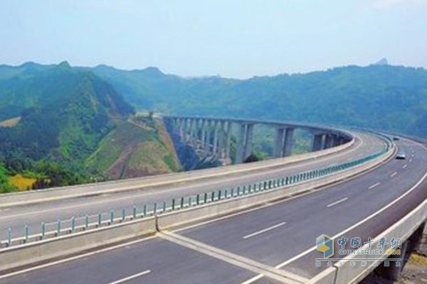 重慶欲建25個高速公路項目總里程1398公里，總投資約2400億元