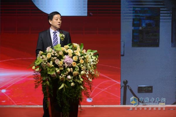 客戶代表、北京福田康明斯發(fā)動(dòng)機(jī)有限公司副總經(jīng)理戴松高