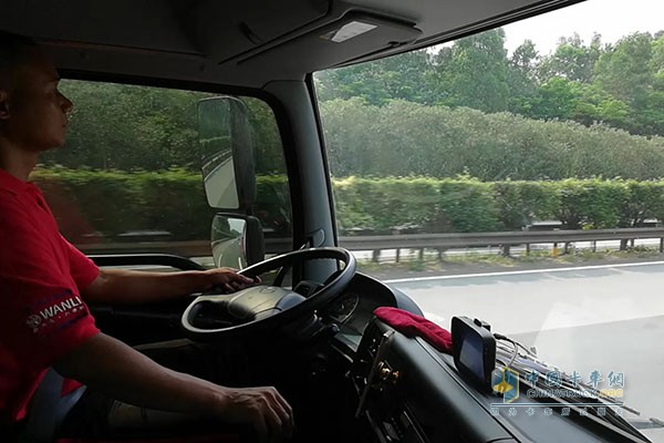 廣汽日野轎運車內(nèi)飾