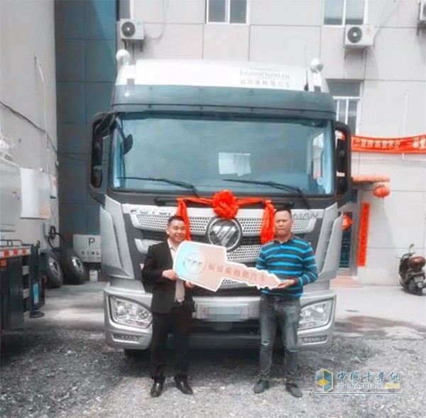 鄭總添購(gòu)歐曼EST超級(jí)卡車交車儀式