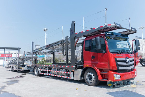 長久中置軸轎運(yùn)車