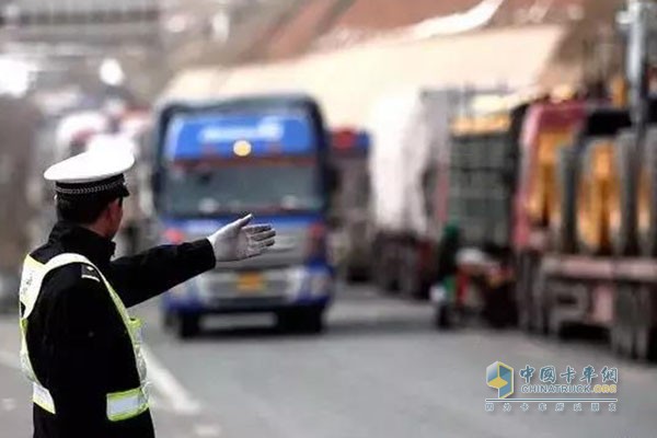 2018年7月1日起，好多政策跟卡友有關(guān)