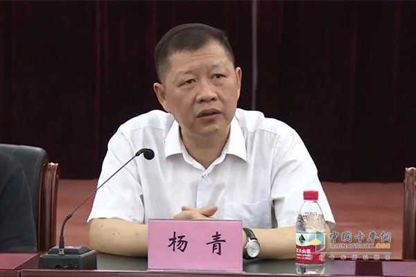 東風汽車集團有限公司黨委常委、副總經(jīng)理，東風商用車有限公司總經(jīng)理、黨委書記楊青