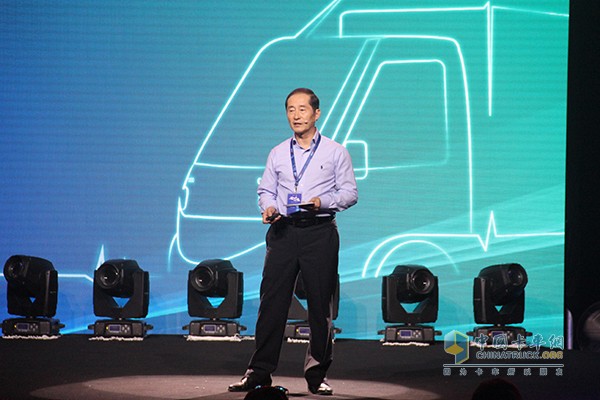 恒源電動汽車集團創(chuàng)始人、容大智造CEO王祖光先生