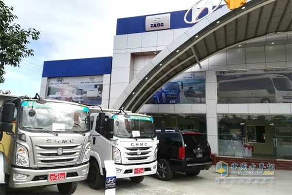 開業(yè)活動現(xiàn)場展示車型