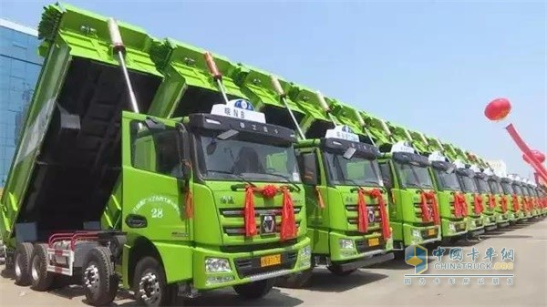 徐工汽車自卸車