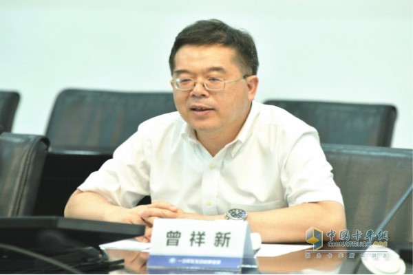 一汽集團黨委常委、總會計師、董事會秘書曾祥新