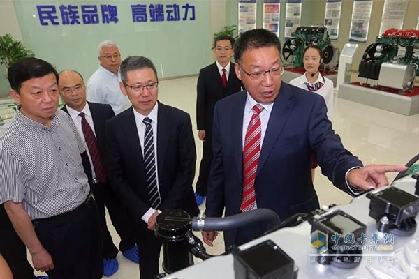 錢恒榮提出了“不留余地、敢于挑戰(zhàn);攻克難題，實現(xiàn)引領(lǐng)”的研發(fā)精神
