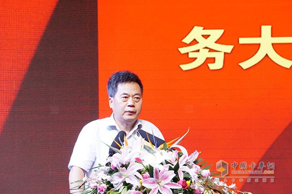 華菱星馬汽車（集團(tuán)）股份有限公司董事長劉漢如