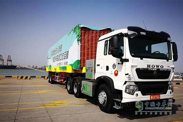 無(wú)人駕駛電動(dòng)卡車豪沃T5G