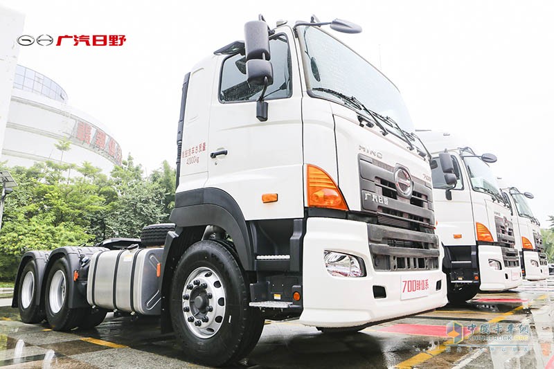 廣汽日野 700臻值 國五 6×4危運版
