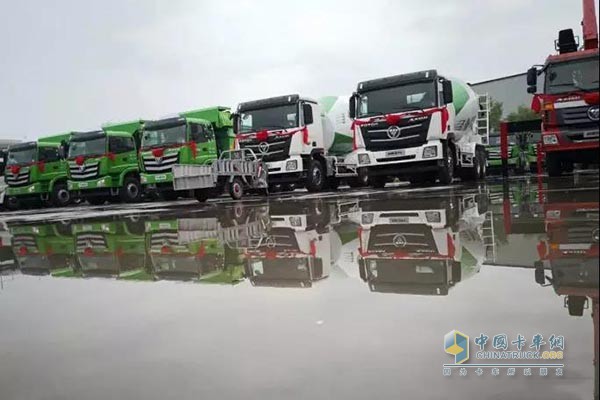 自卸車、特種車、罐式車