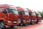 一汽解放新J6P 8x4南方款載貨車憑借更輕、更快勇闖“魔都”