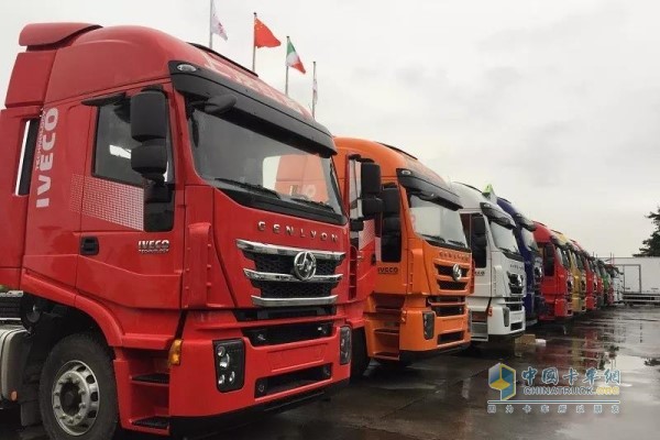 現(xiàn)場(chǎng)展車(chē)