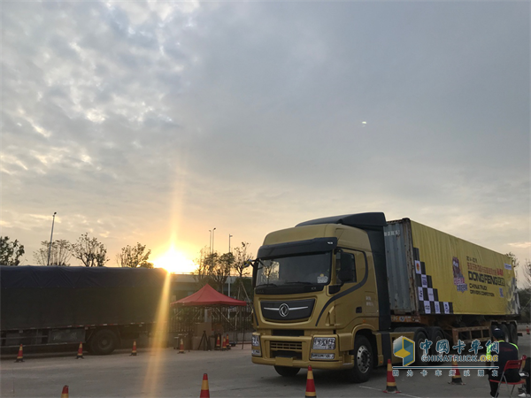 牽引車組比賽現(xiàn)場(chǎng)