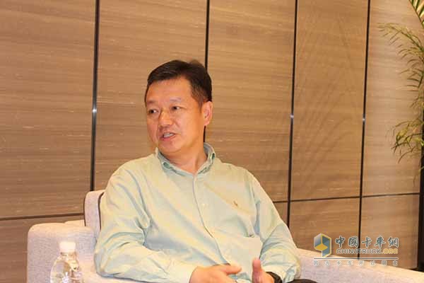 東風康明斯發(fā)動機有限公司常務(wù)副總經(jīng)理汪開軍