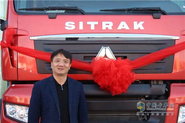 中國(guó)重汽商用車銷售部副總經(jīng)理王福濤