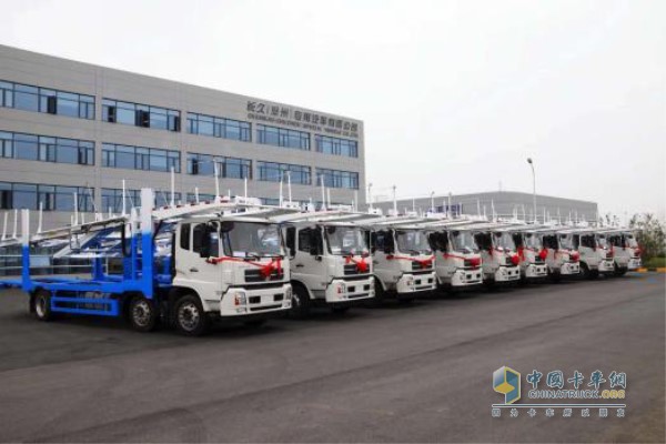 長(zhǎng)久中置軸轎運(yùn)車(chē)