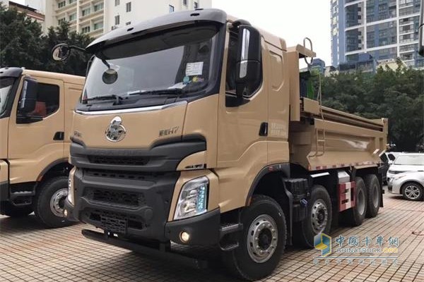 乘龍H7 8×4國五+DPF城建渣土車