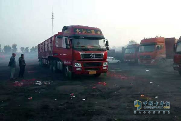 大運(yùn)重卡自重輕、質(zhì)量好、油耗還低