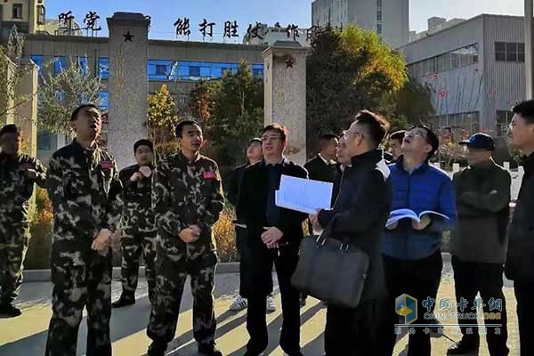 三一甘肅團(tuán)隊為消防支隊領(lǐng)導(dǎo)、專家組售后無憂承諾